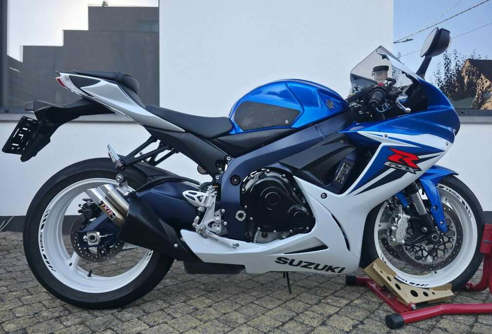Suzuki 2013 - Ixil Sportuitlaat - Gekeurd - Topconditie*
