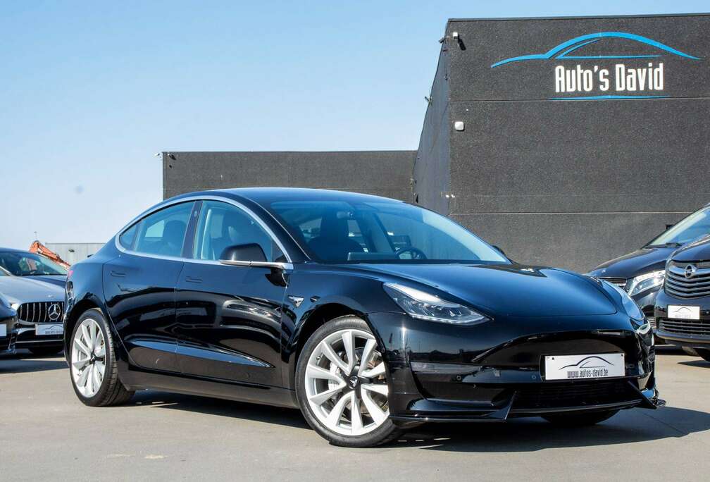 Tesla Performance Dual Motor AWD / AUTOPILOT BETA / DASHCAM / CAMERA / PANO DAK / SPOTIFY / YOUTUBE / LED / AIRCO