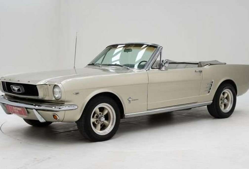 Ford Convertible V8 \'66 CH4591