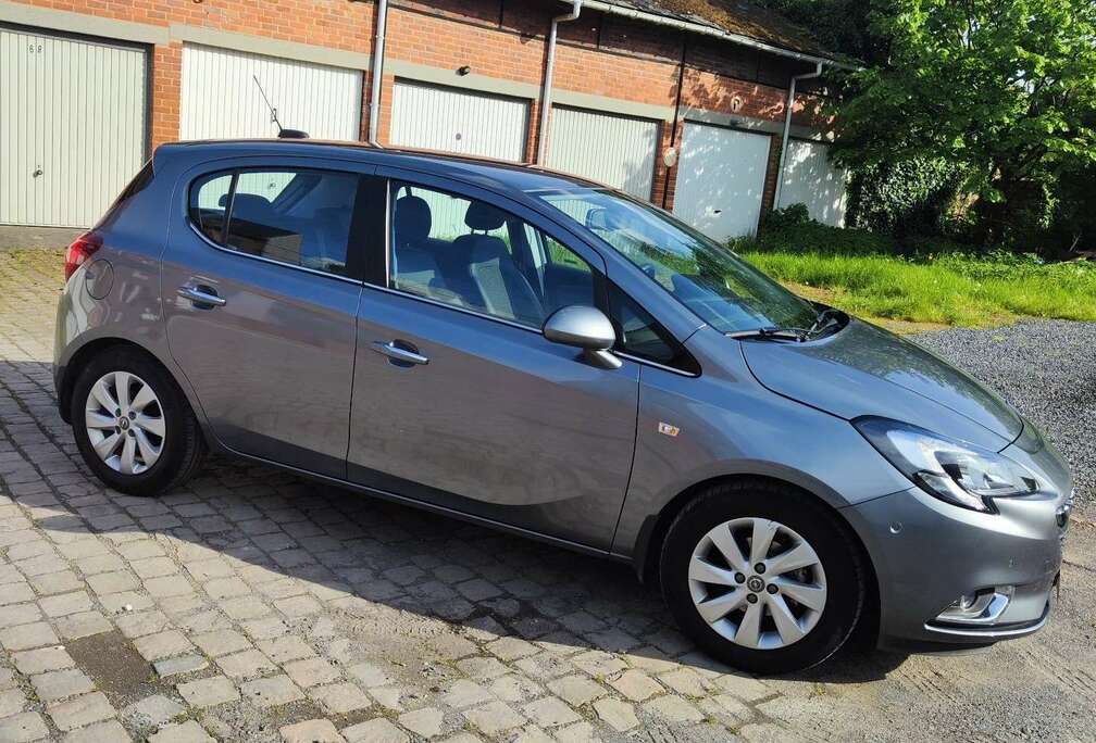 Opel 1.4 90 ch Color Edition