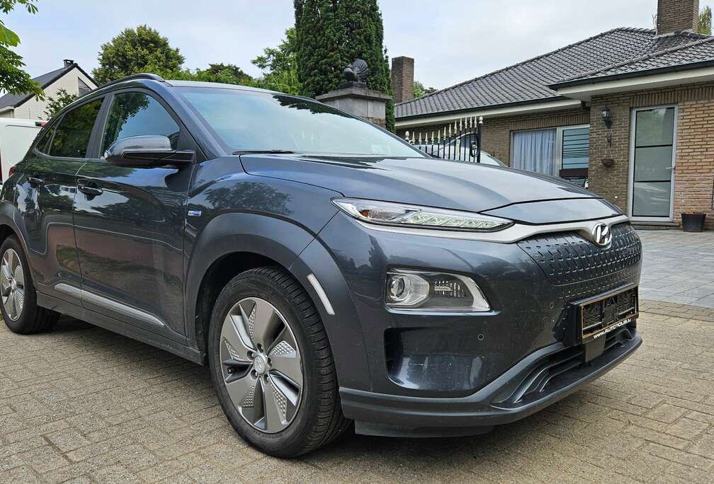 Hyundai Kona EV Premium*LEATHER*HEAD UP*BLISS*NET 14500e