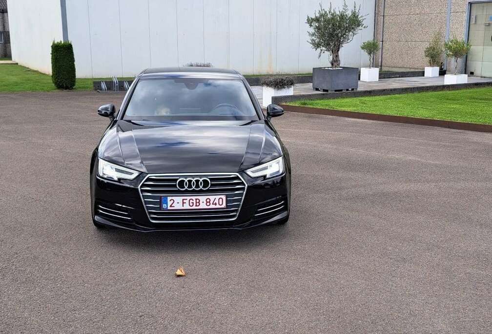 Audi audi A4 limousine uitvoering 2l 190pk automaat