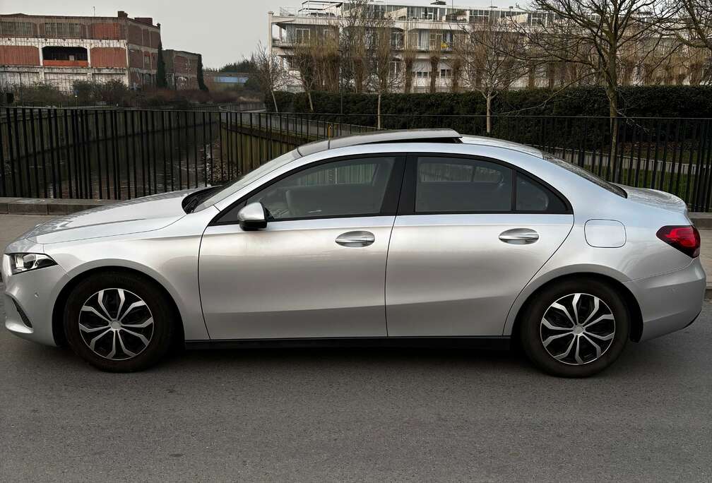 Mercedes-Benz A 180 Business Solution