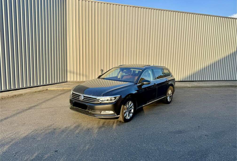 Volkswagen Passat 1.6 TDi Highline Business DSG (EU6.2)