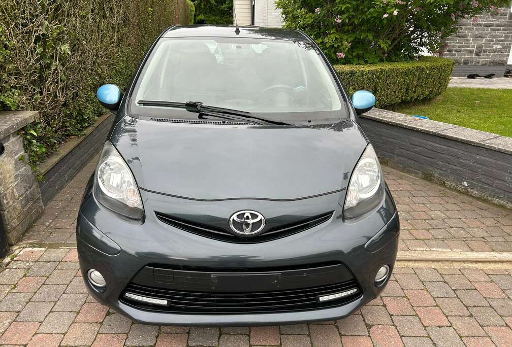 Toyota Aygo 1.0i VVT-i COLOR EDITION AUTOMAAT AIRCO