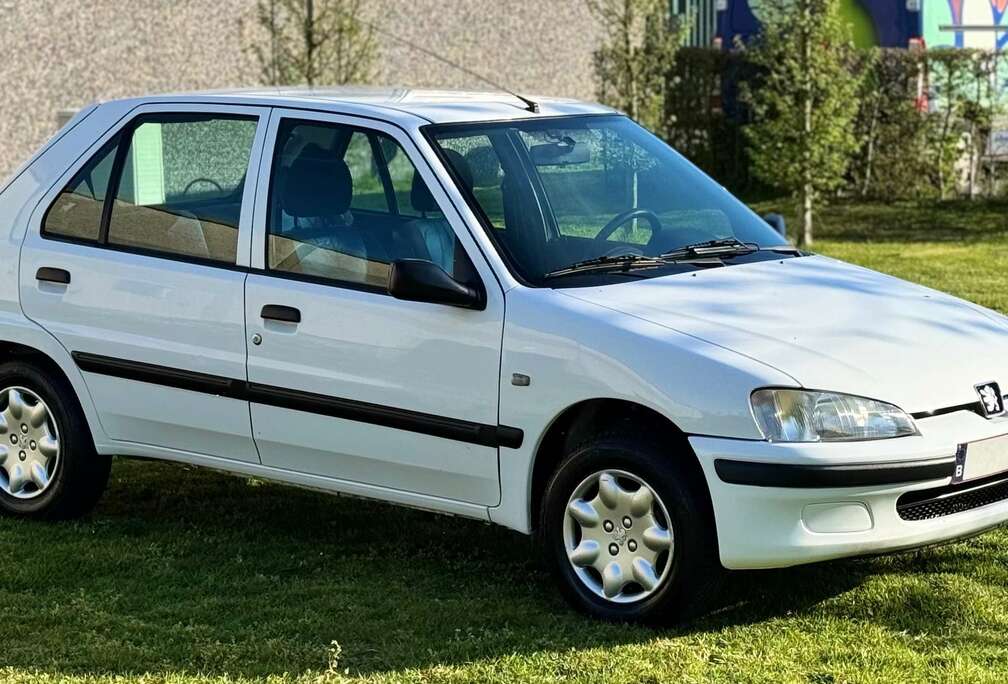 Peugeot 1.1i Sketch