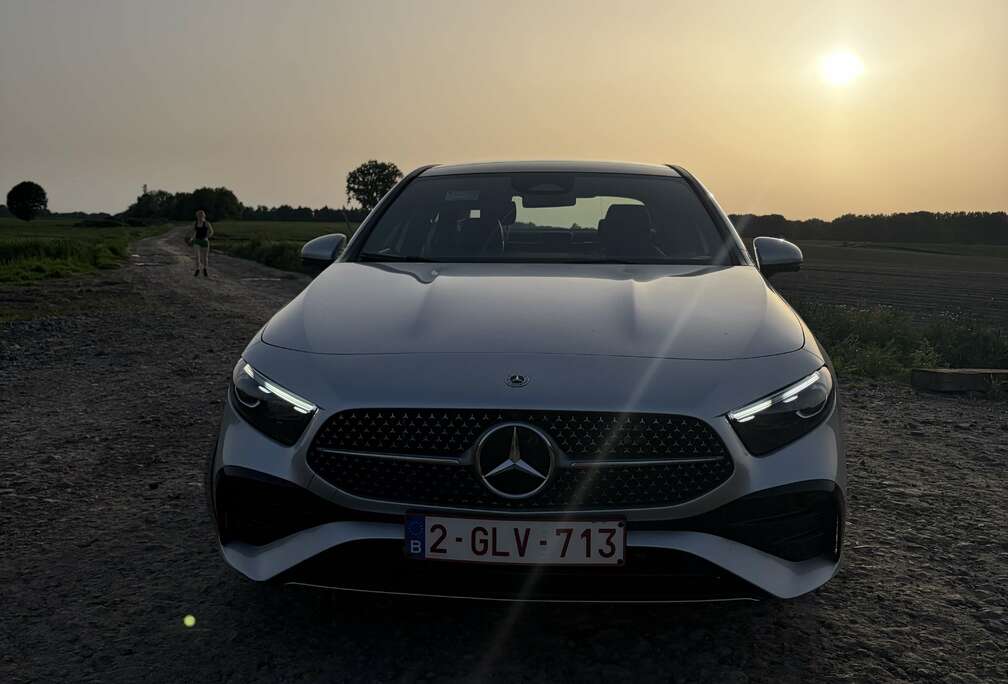 Mercedes-Benz e 8G-DCT AMG Line Advanced Plus