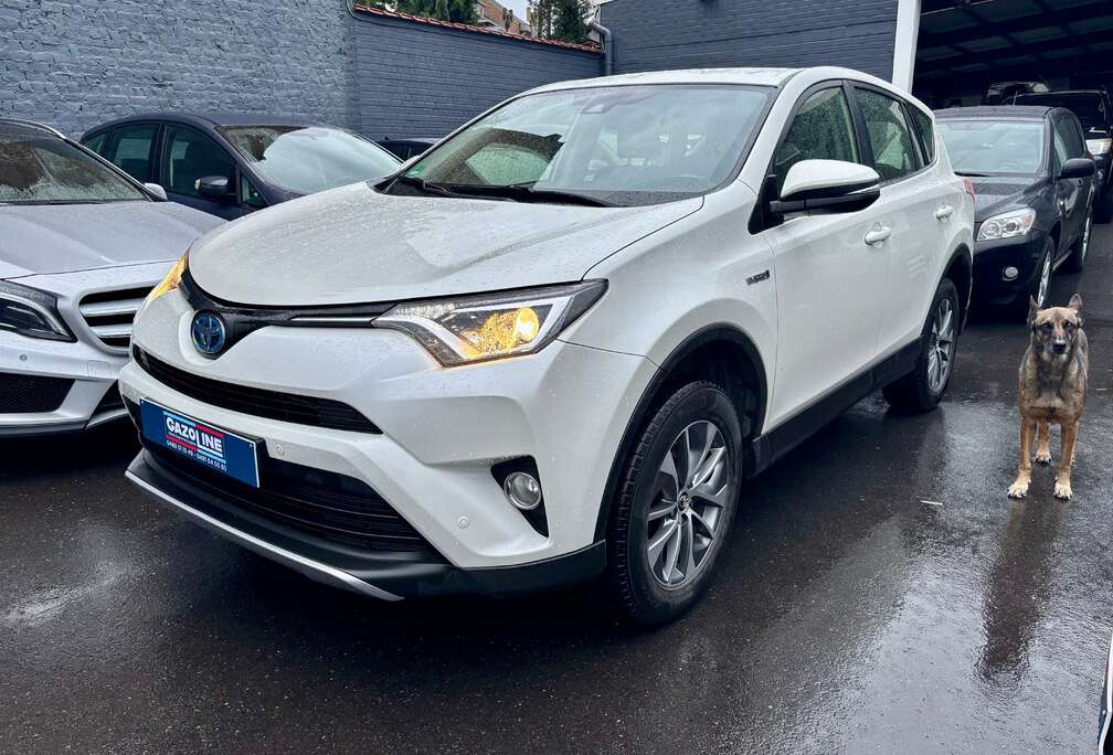 Toyota Hybrid 2.5i 155 cv bva * belge car-pass *