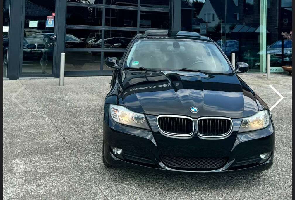 BMW 318i e90 -12 maand garantie