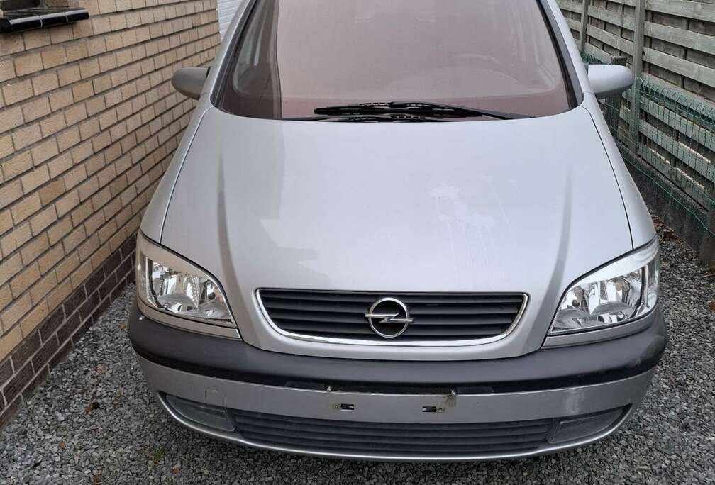 Opel 1.8 16V Elegance