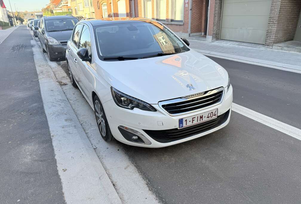 Peugeot 1.6 BlueHDi Allure STT