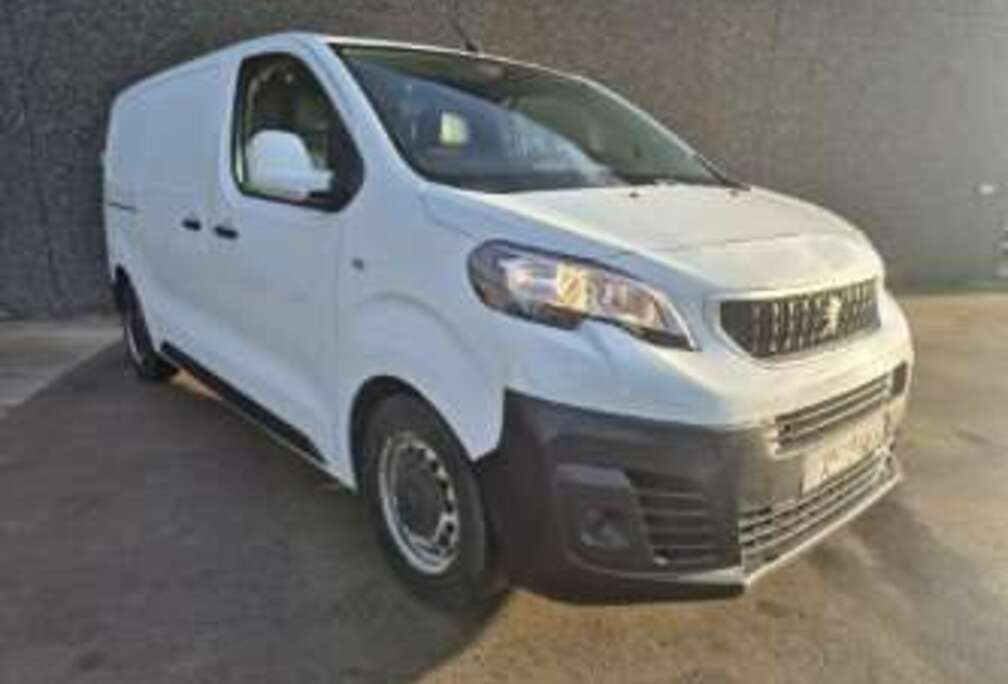 Peugeot // GPS // ATTELAGE // CARPLAY // REGULATEUR //