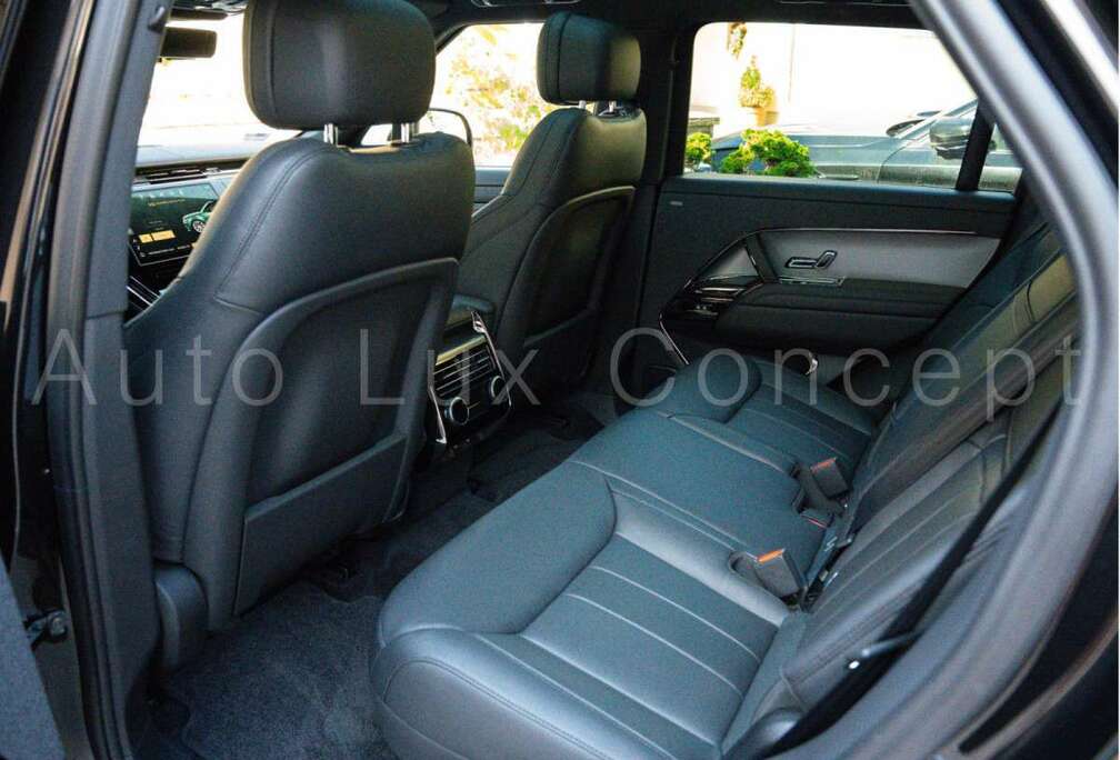 Land Rover P460e Dynamic HSE AWD/Pano/AHK/Massage/WinterPaket