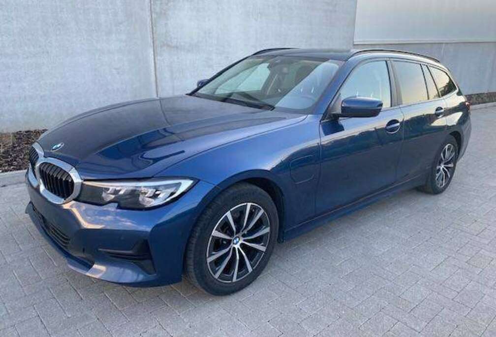 BMW Touring 320eA PHEV BUSINESS PACK