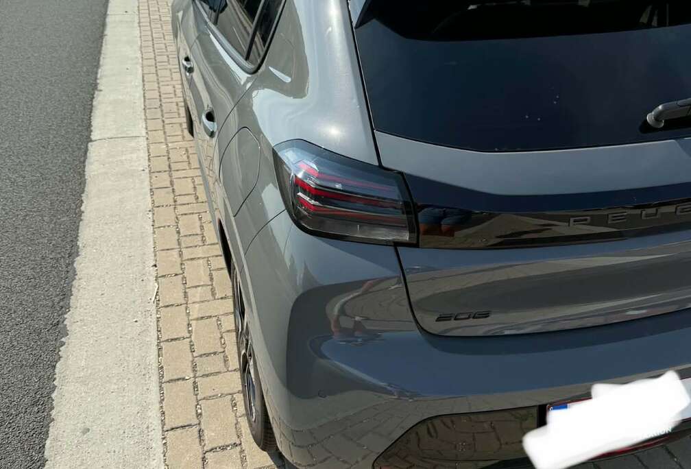 Peugeot 208 1.2 Turbo Allure Allure