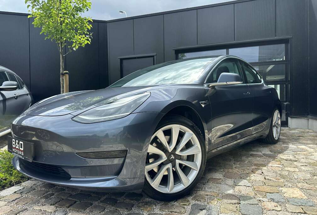Tesla Model 3 75 kWh Long Range Dual Motor,441 pk ,Alu 19\