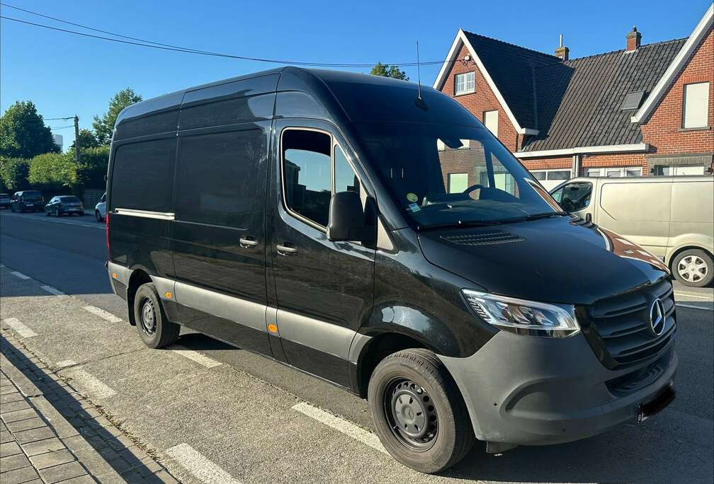 Mercedes-Benz 319 2.0 CDI L2H2 RWD 9G-tronic (EU6d)