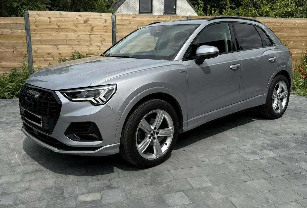 Audi Sportback 35 TFSI Business Edition S line tronic