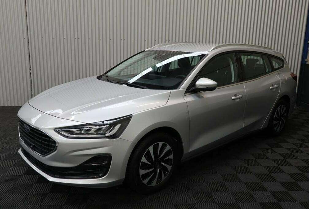 Ford 1.0 EcoBoost Clipper Titanium Navi Zetelverwarming