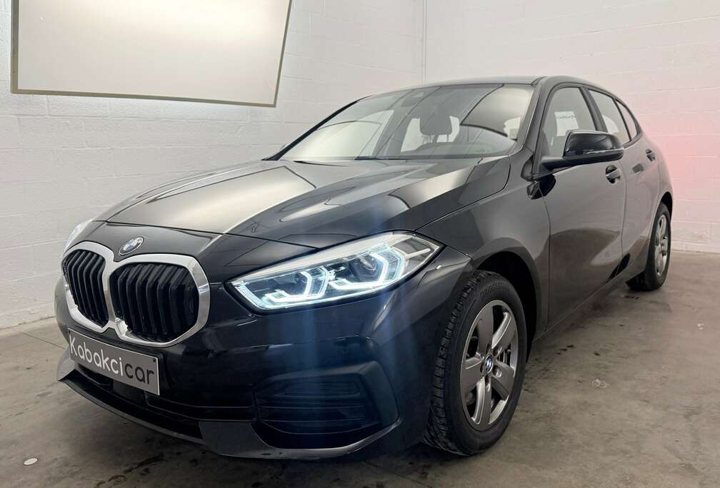 BMW 118i / Navi / Radar / Etat neuf / Garantie 12 Mois