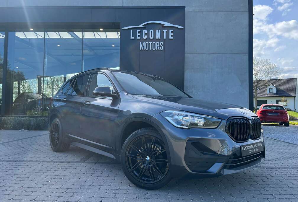 BMW X1 1.5iA sDrive18 Panodak/Leder/Camera/Sportzetels/...