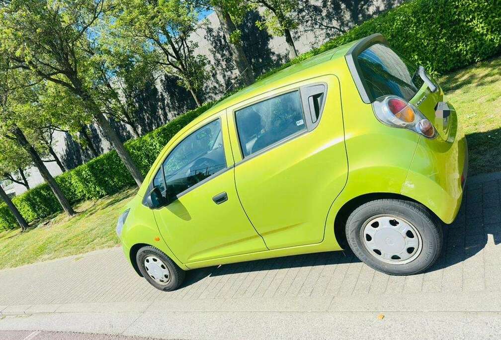 Chevrolet Spark 1.0i