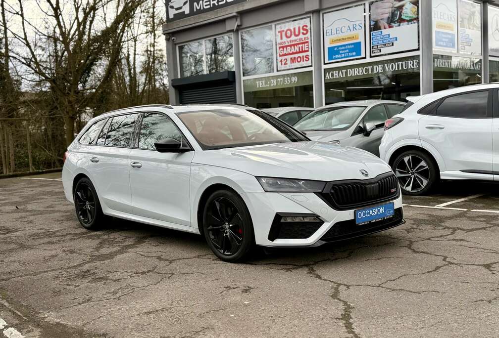 Skoda Combi 2.0 Tdi RS DSG PANO/CAM/ACC