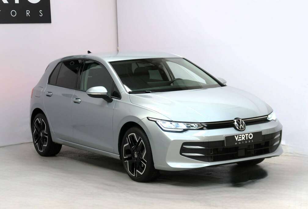 Volkswagen Golf 1.5 TSI Life Business Premium