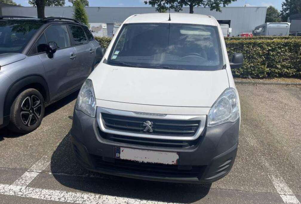 Peugeot 1600 HDI UTILITAIRE 99cv TVA Déductible