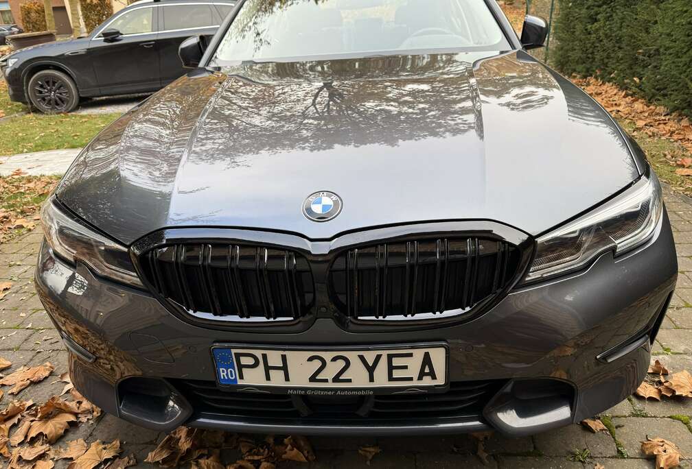 BMW 330i