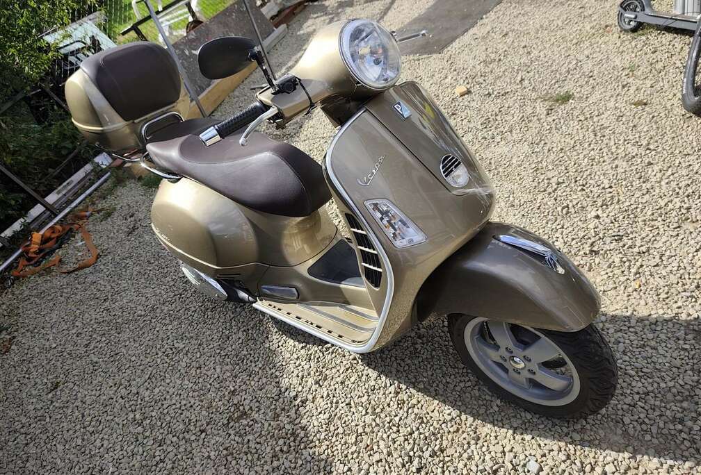 Piaggio vespa gts 250 I.e