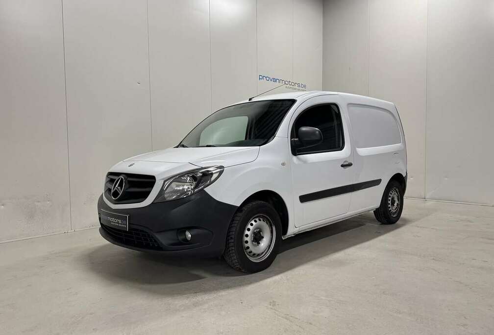 Mercedes-Benz 108 CDI Lichte Vracht Man. - Airco - Radio - Go...