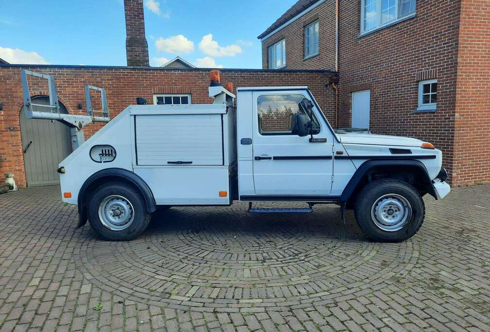 Mercedes-Benz 290 GD