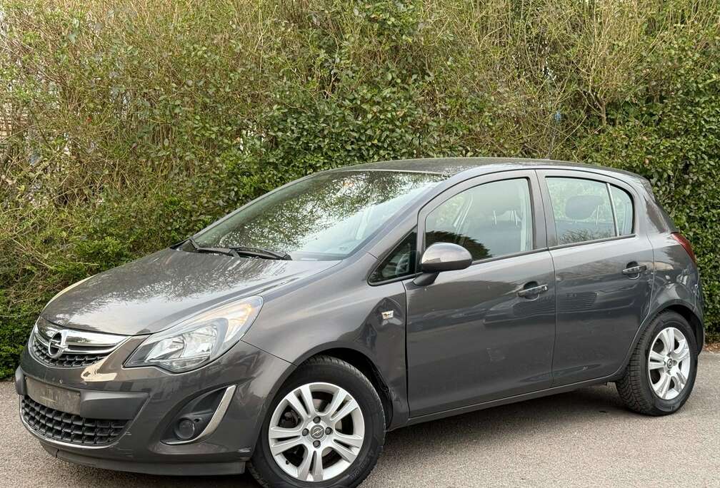 Opel 1.2i+NAVI+AIRCO+JANTES+EURO 5