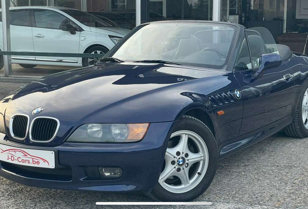 BMW Z3 roadster 1.9 met slechts 102601km