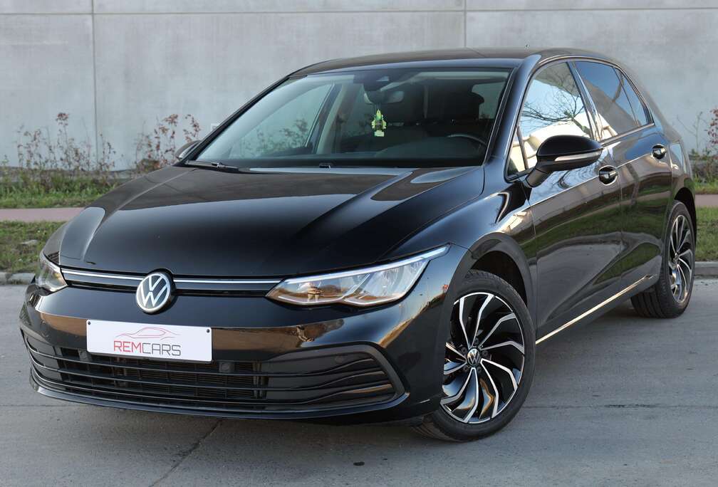 Volkswagen Golf 1.0 eTSI OPF DSG Life