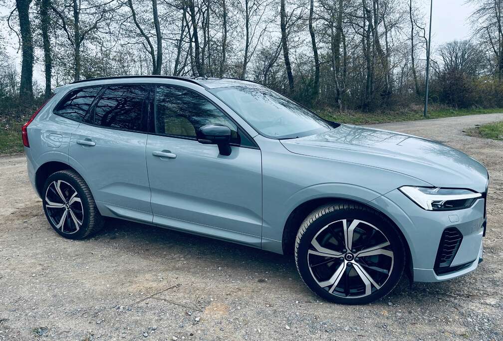 Volvo XC60 2.0 T6 PHEV AWD Plus Dark (257kW)