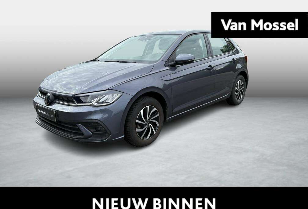 Volkswagen 1.0 TSI Life Business