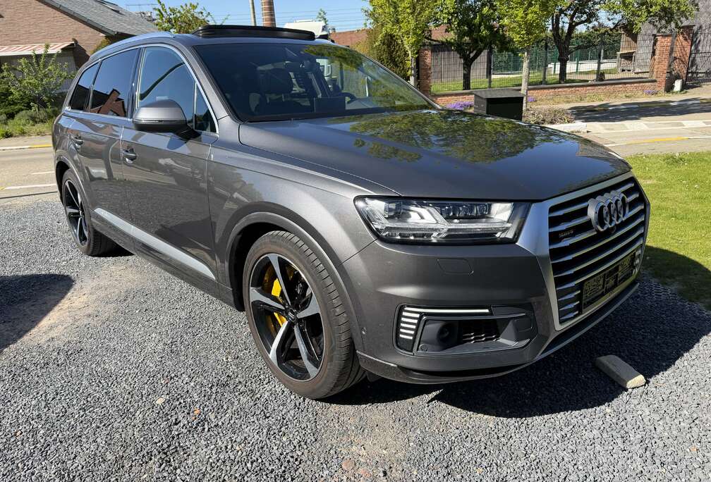 Audi Audi Q7 e-tron - S-LINE*PANO*MATRIX*SOFTCLOSE*HU