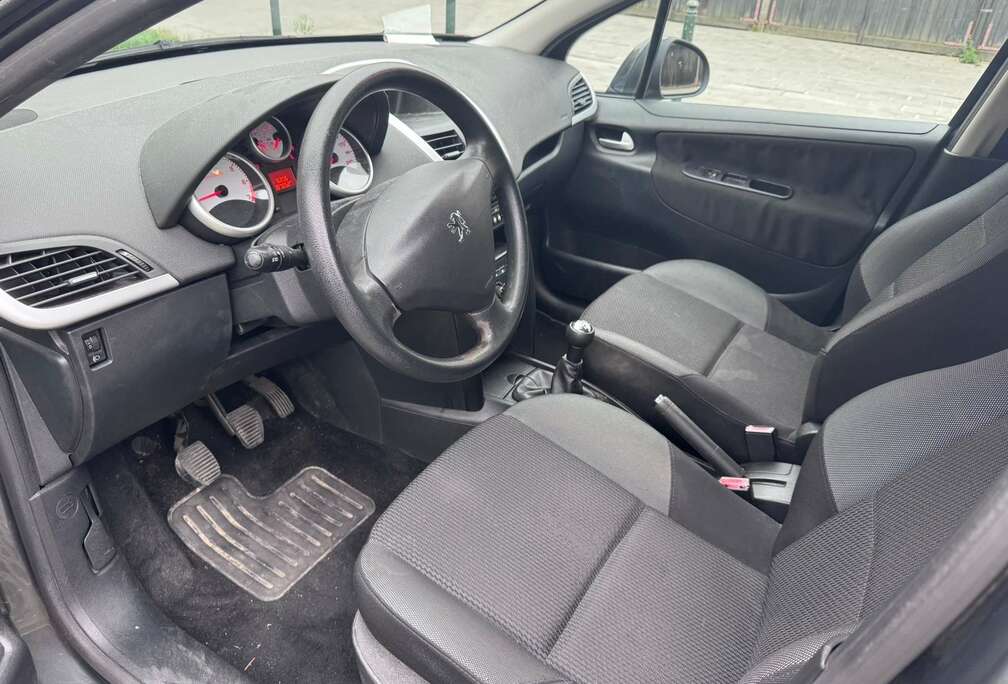 Peugeot 1.4i Sporty