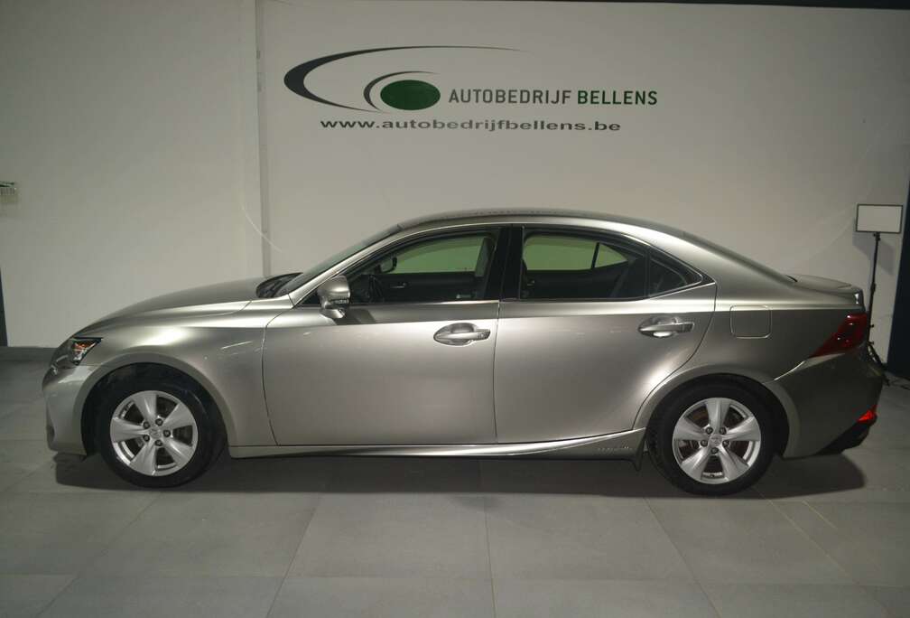 Lexus IS 300h 2.5i Executive Line E-CVT / LEDER / NAVI / 16.000 + BTW / Beste auto ter wereld