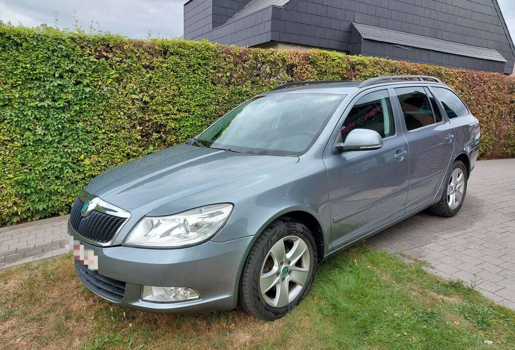 Skoda Octavia Combi 1.6 TDI DPF Ambition Green tec