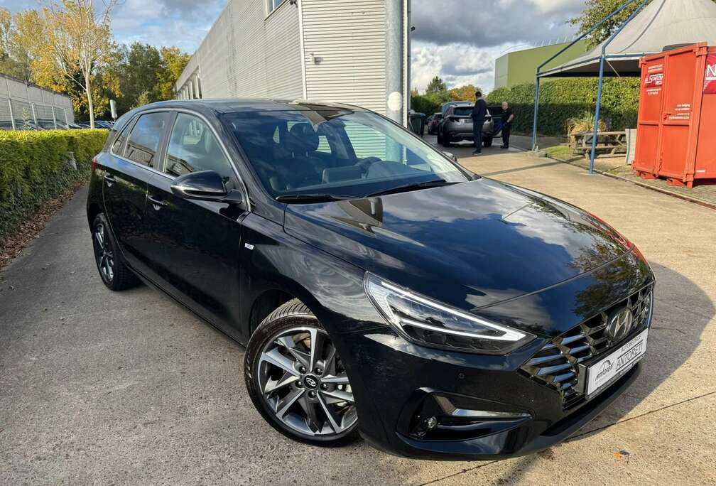 Hyundai i30 1.5 T-GDI 48V DCT Sky Sensation FULL OPTION