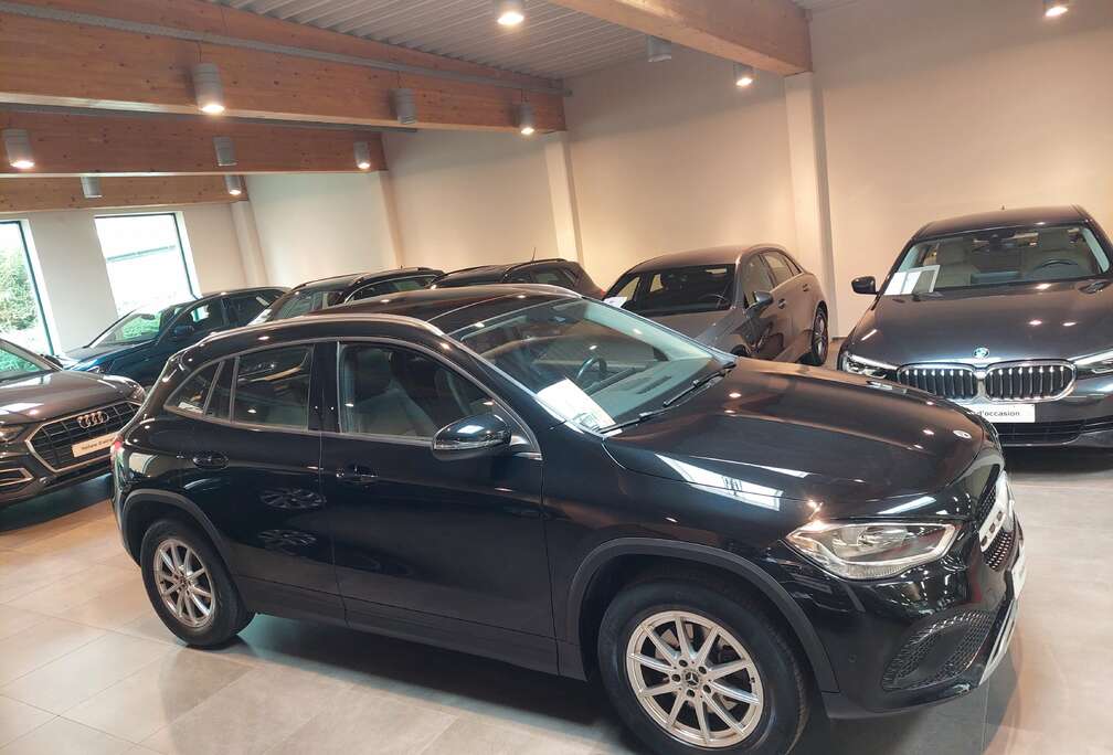 Mercedes-Benz d Automatique - TOIT PANO - CAMERA - Garantie