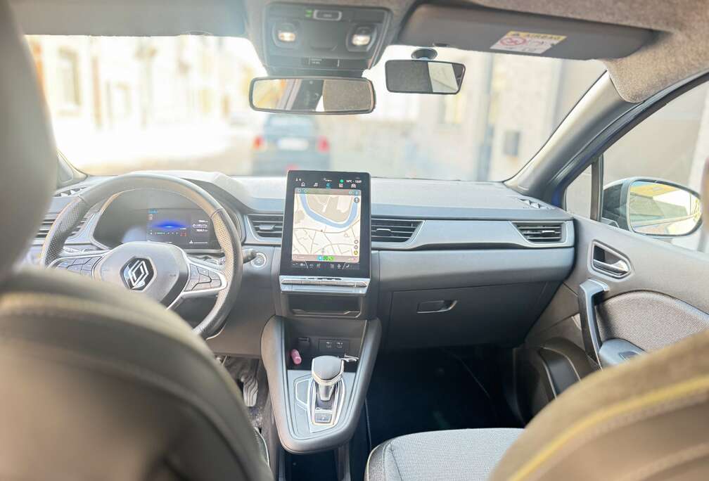 Renault E-TECH Full Hybrid 145 TECHNO