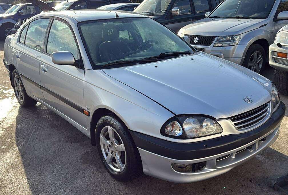 Toyota 2.0i 16v Linea Sol +