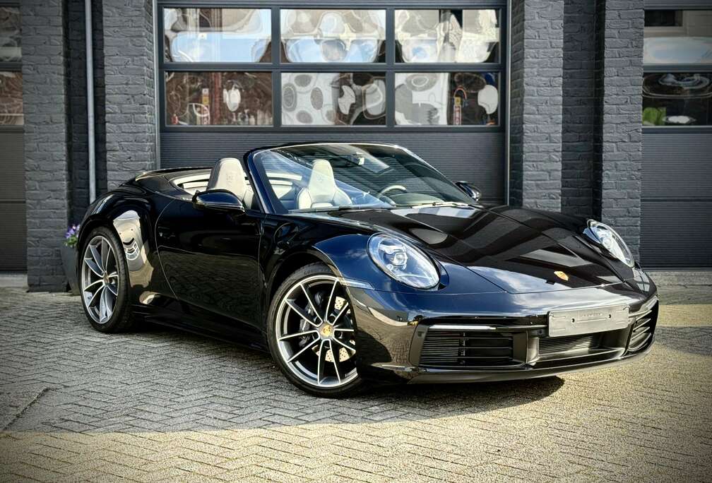 Porsche 911 Carrera 2 Cabriolet * Als nieuw *