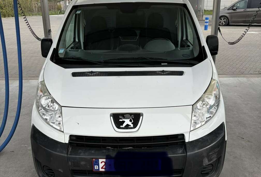 Peugeot 1.6 HDi L1H1 Confort semi-vitré FAP(EU5)