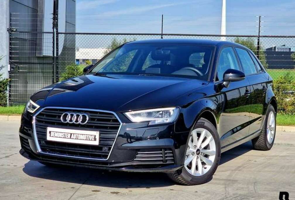 Audi 30 TFSI/Heated Seats/Camera/Navi/Radio/Leder