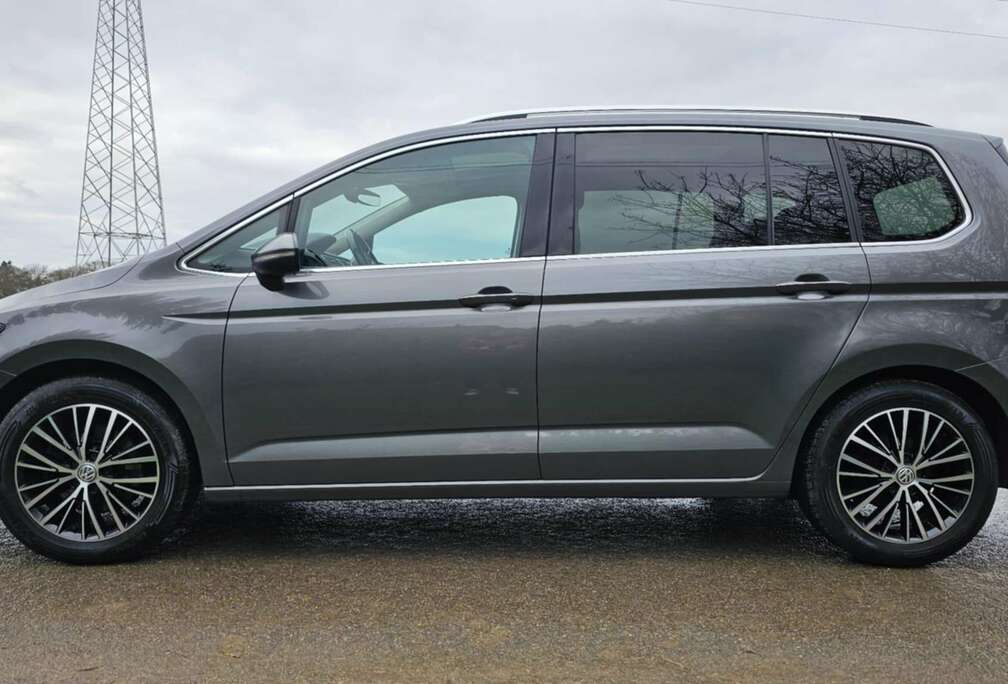 Volkswagen Touran 2.0 TDi SCR Highline